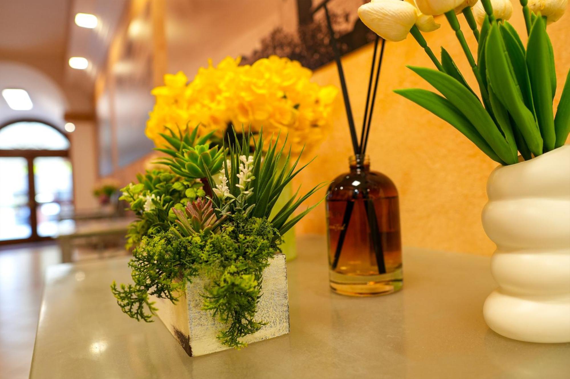 Smart Hotel แฟร์รารา ภายนอก รูปภาพ