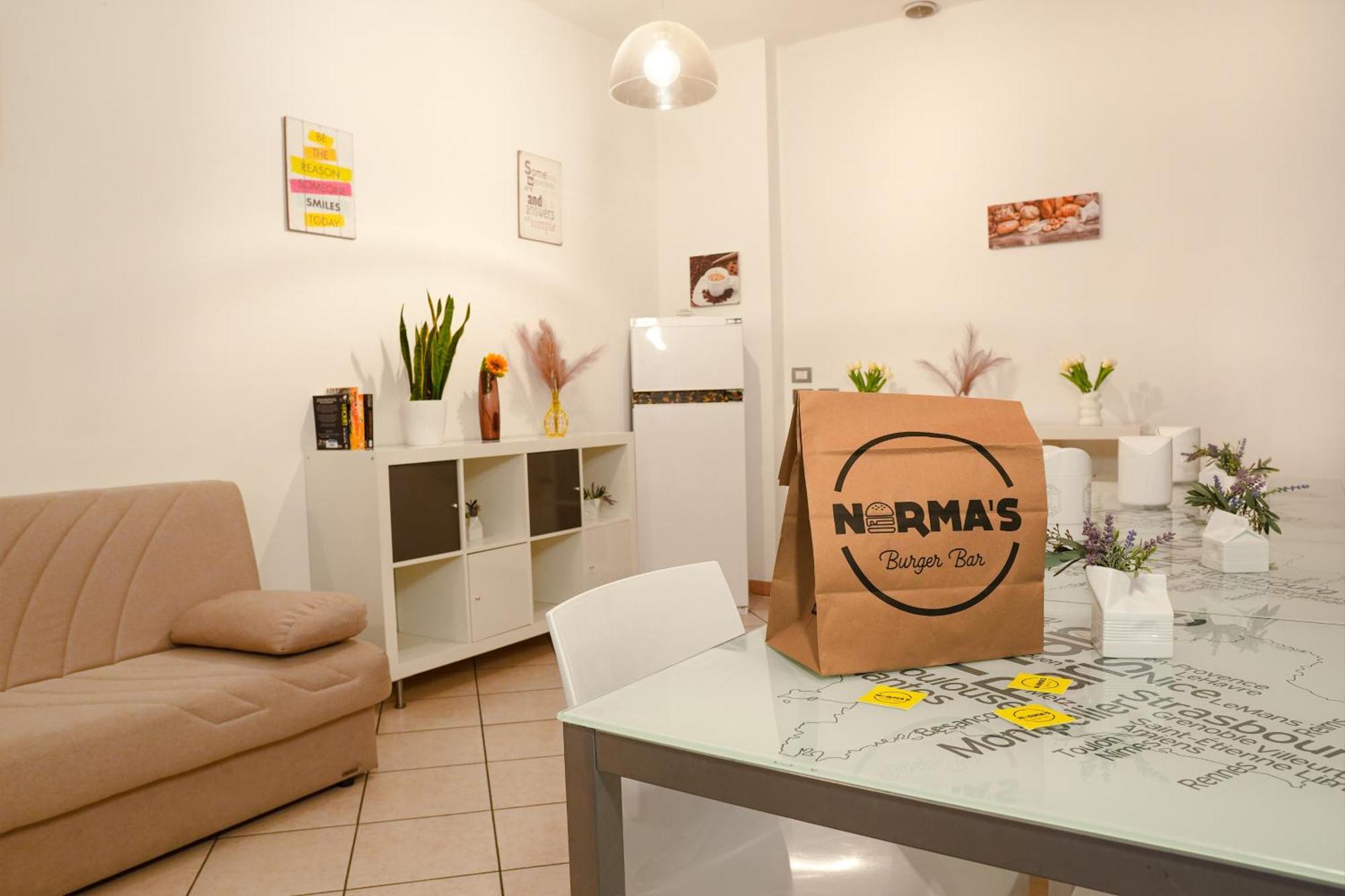 Smart Hotel แฟร์รารา ภายนอก รูปภาพ