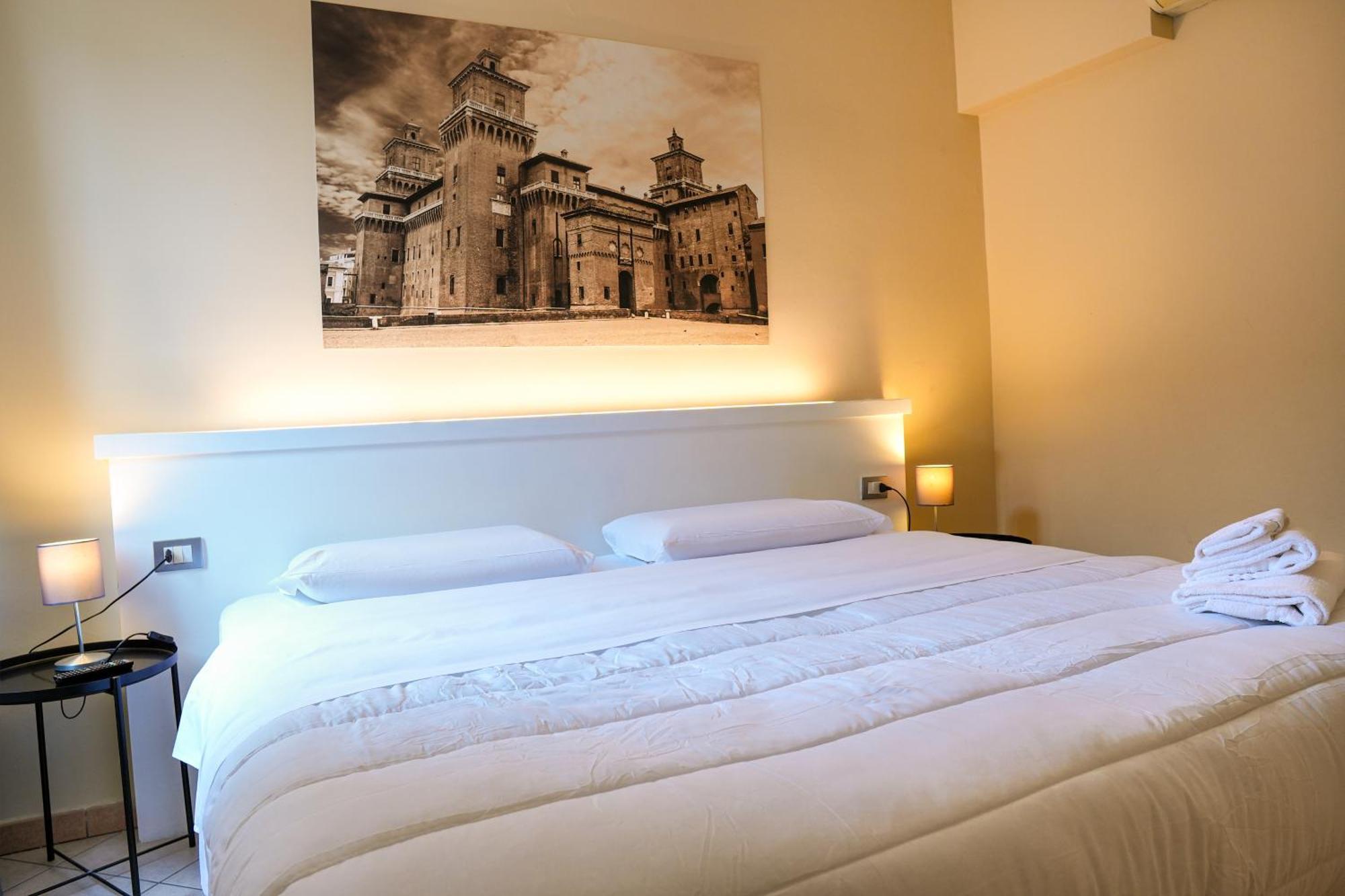 Smart Hotel แฟร์รารา ภายนอก รูปภาพ